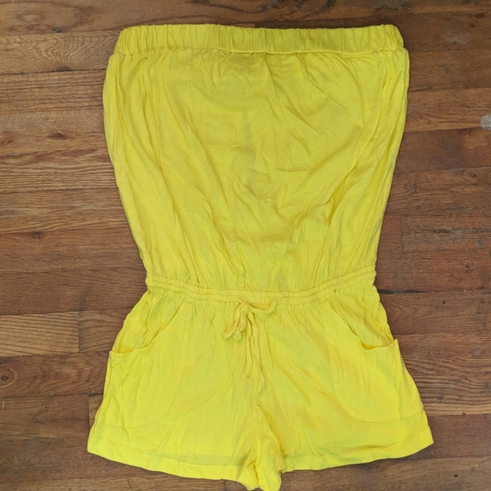 Never worn!! Yellow romper/swimsuit cover up